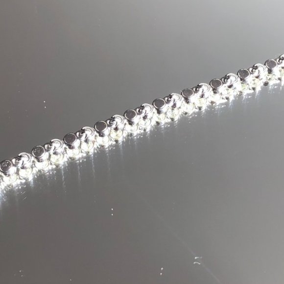 Imber Emily Tennis bracelet, Round cut, Blue, Rhodium plated  Swarovski Crystal and Rhodium Classic Tennis Bracelet